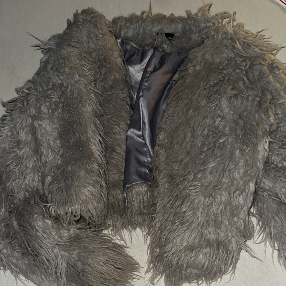 Womens Size 18 Pretty Little Thing Gray Faux Fur Jacket